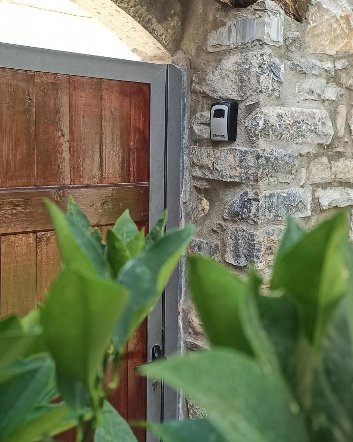 Vila Casa Di Pietra Neápolis Exteriér fotografie